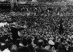 Sheikh Abdullah addressing a rally at Lal Chowk in Srinagar.